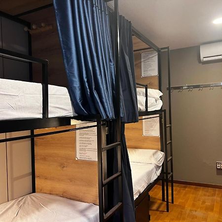 מדריד Hostel Estrella 20 מראה חיצוני תמונה