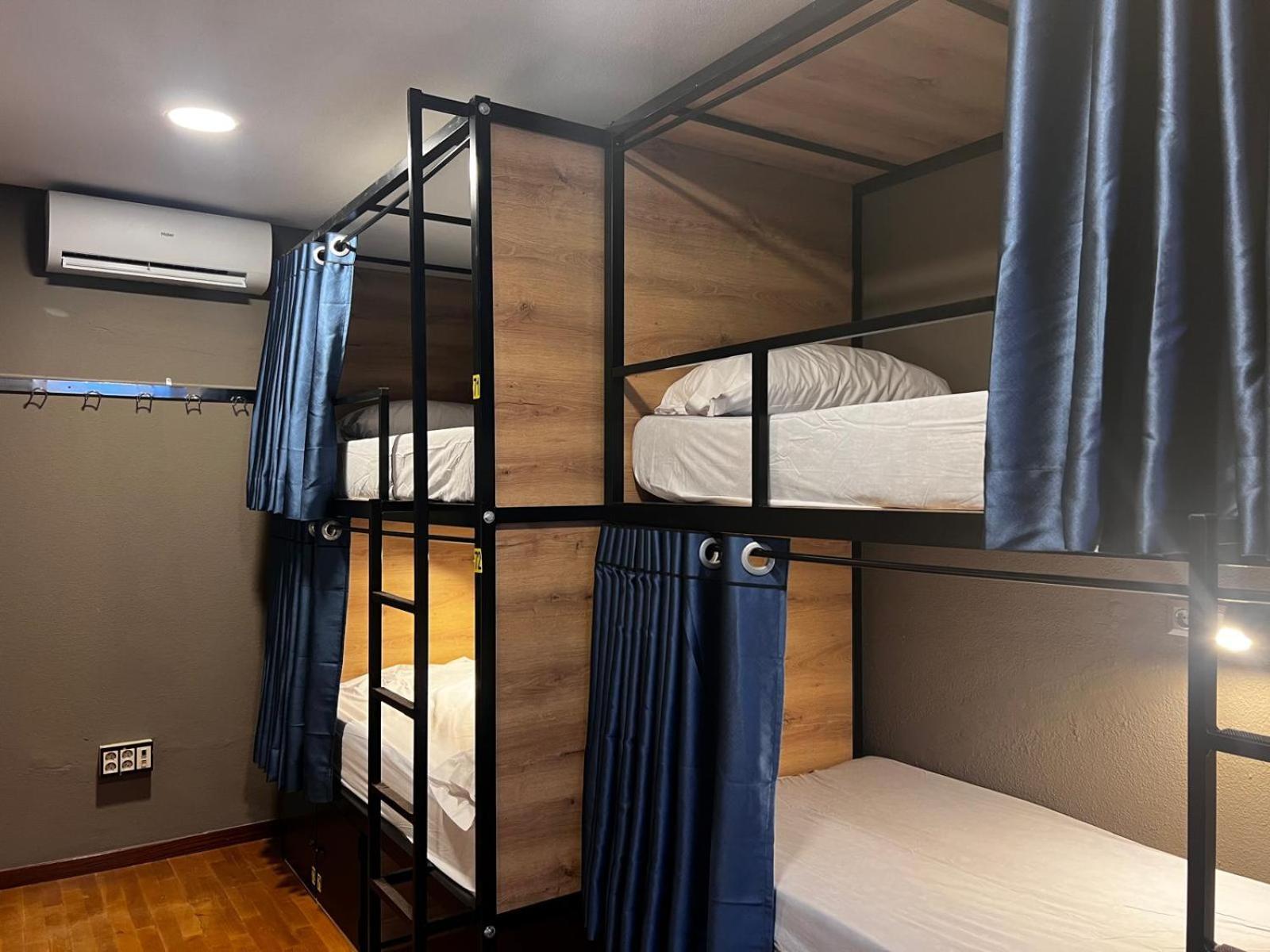 מדריד Hostel Estrella 20 מראה חיצוני תמונה