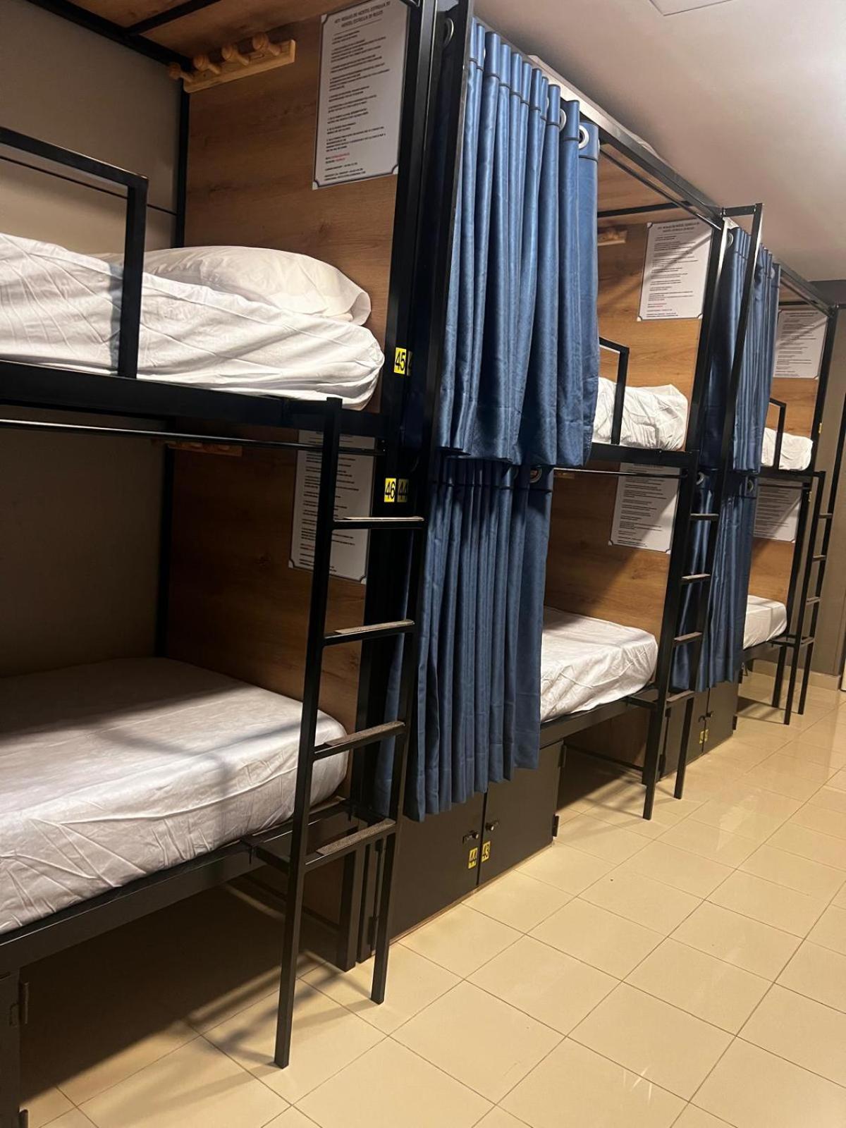 מדריד Hostel Estrella 20 מראה חיצוני תמונה