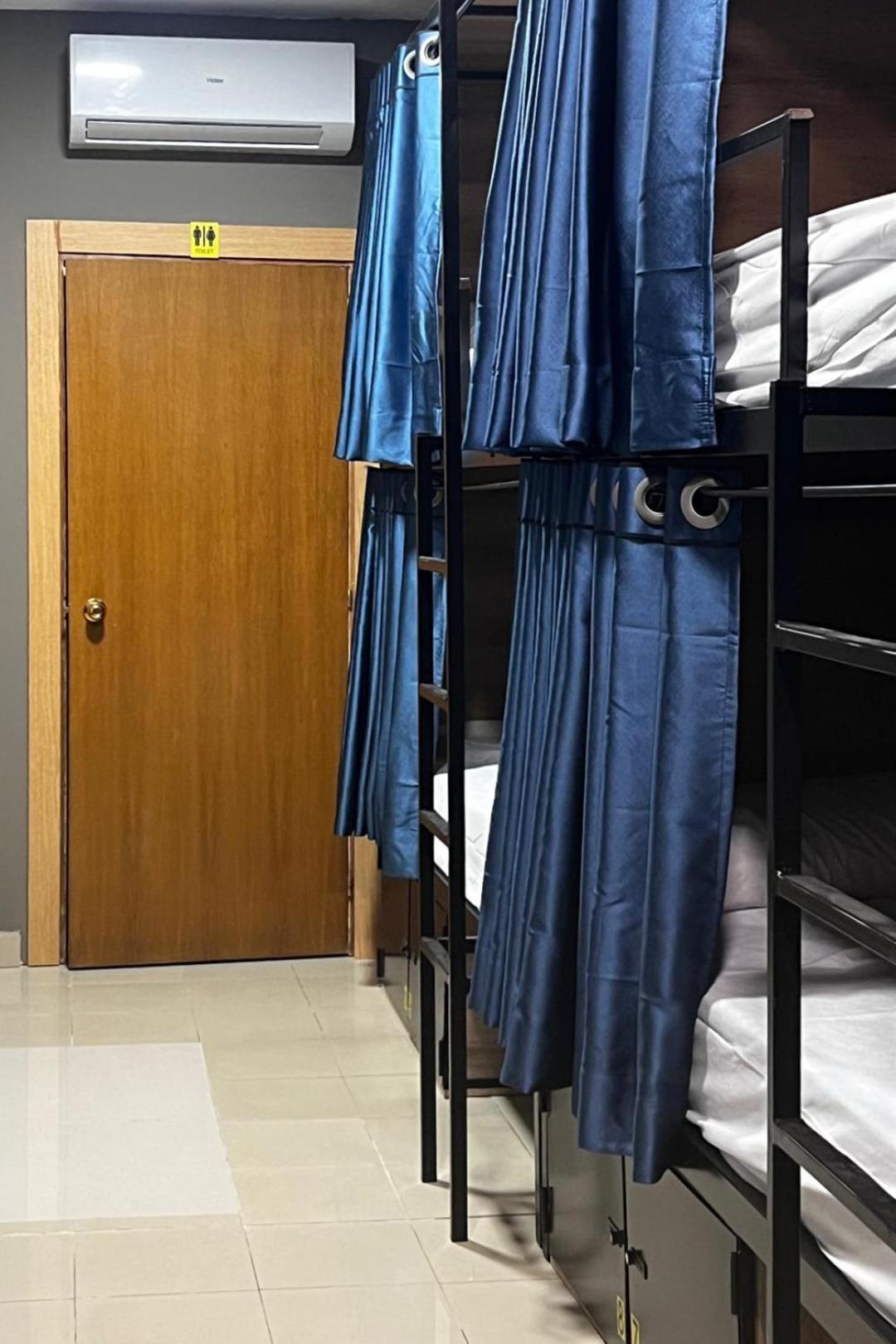 מדריד Hostel Estrella 20 מראה חיצוני תמונה